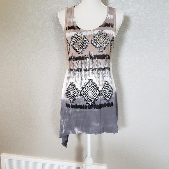 Voice of Califonia tunic - Picture 2 of 8